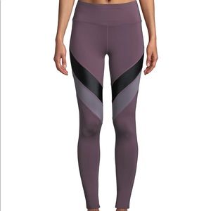 BCBG MAXAZRIA Workout Leggings Sz XL